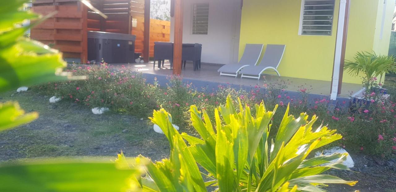 L'ALIZÉE&SPA Jacuzzi privatif haut de gamme Sainte-Rose Exterior foto